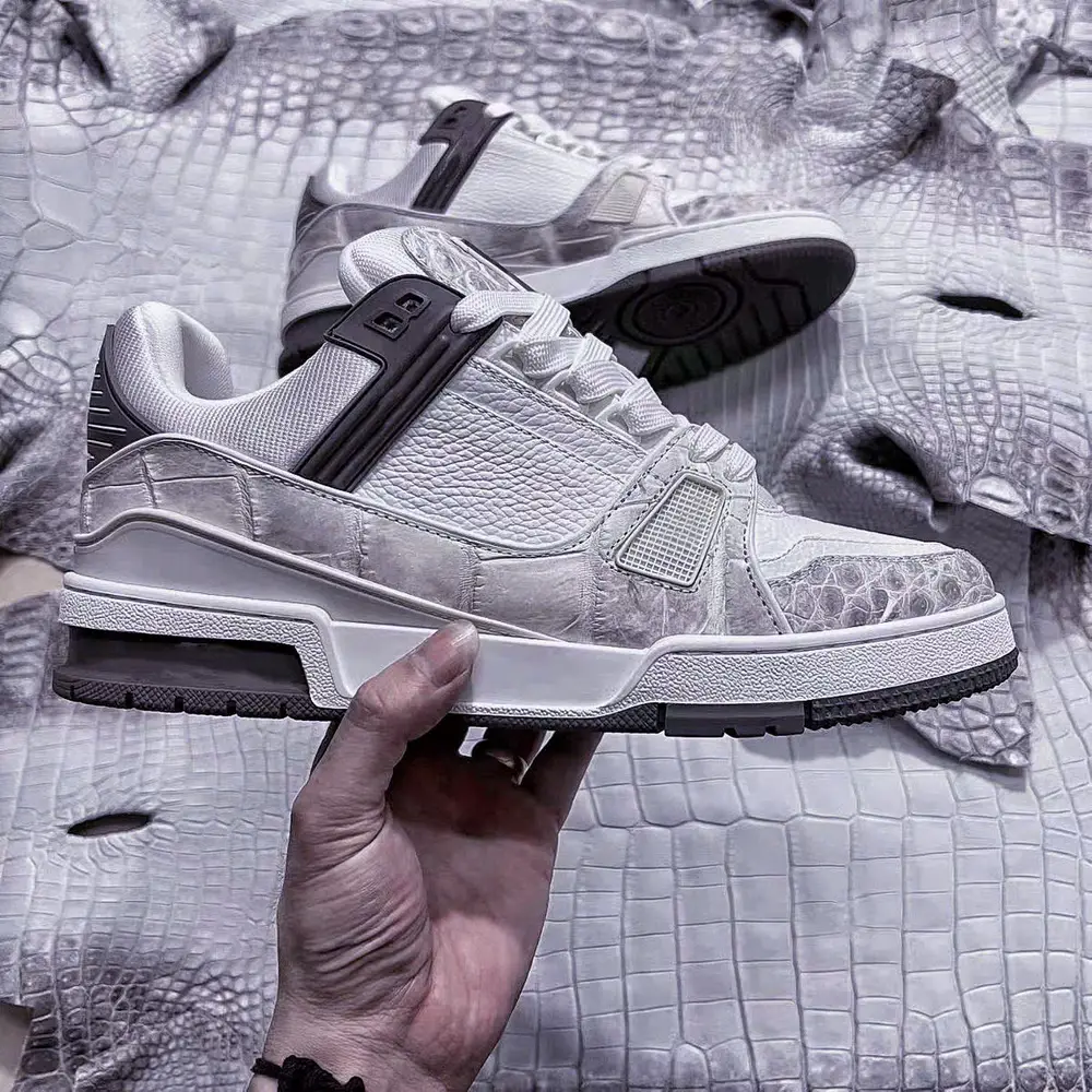 Mẫu sneaker 20