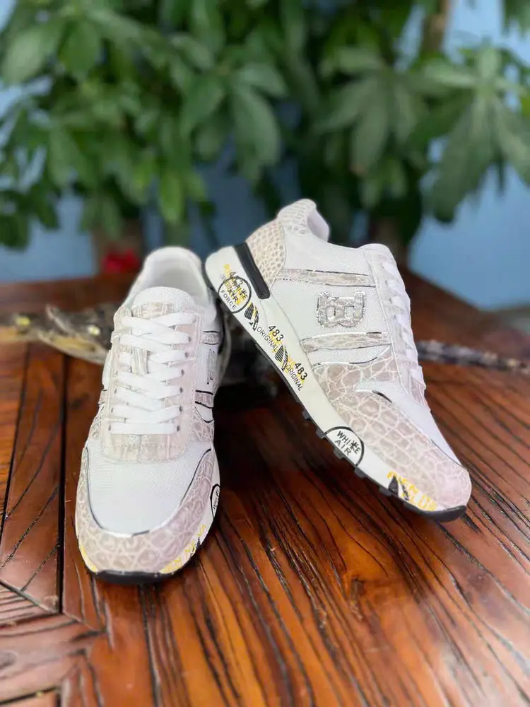 Mẫu sneaker 42 — ảnh tham khảo 4