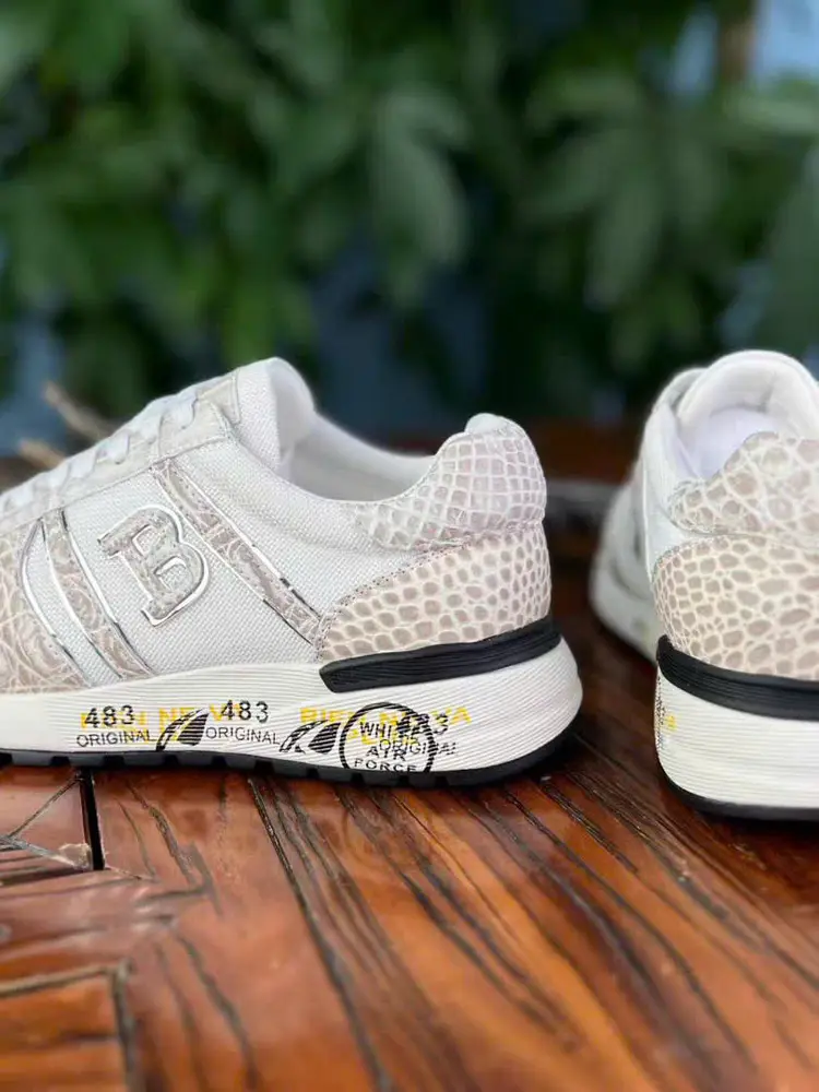 Mẫu sneaker 42 — ảnh tham khảo 3