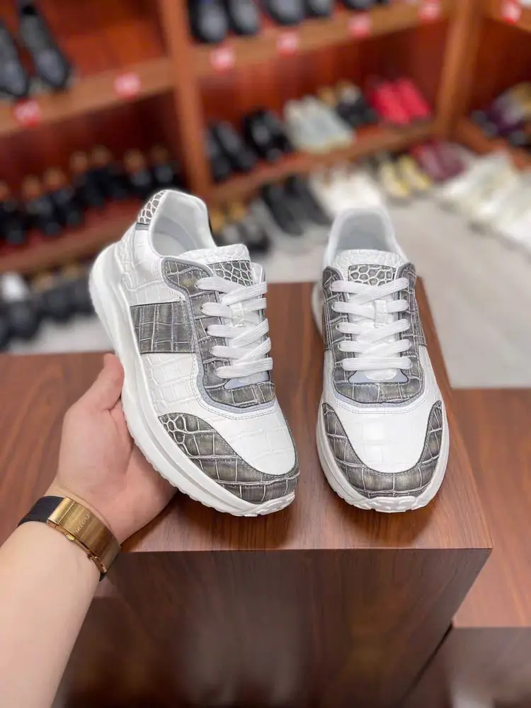 Mẫu sneaker 10